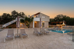 Miroy Sea View Villa